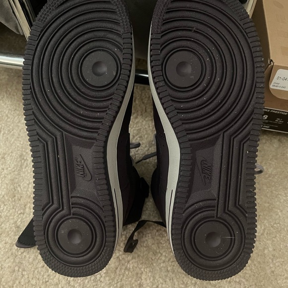 Port Wine Air Force One’s. Size 8 men’s, 9.5 women’s. - Picture 3 of 3